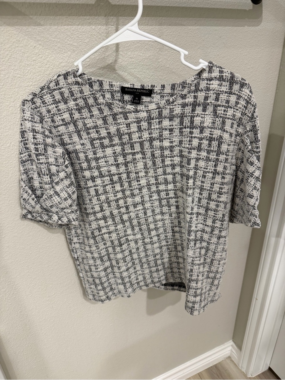 Banana Republic Black & White Twead Short-Sleeve Top